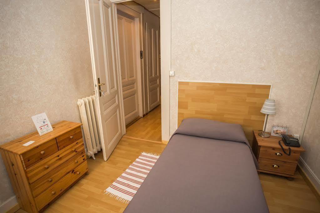 Hotel Des Tourelles Женева Экстерьер фото